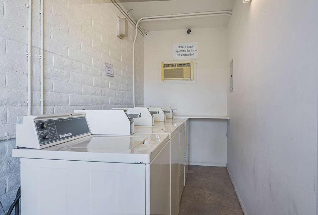 Motel 6 Chandler Prado del Sol Зручності фото